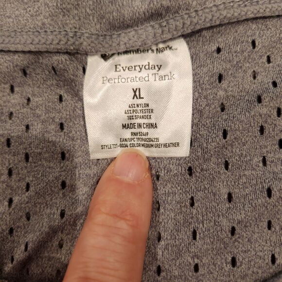 Ladies XL Everyday Curved Hem Perforated Active Tank Gray Fitness Workout - Picture 5 of 5